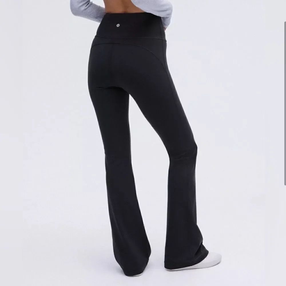 Lululemon Groove Super High Rise NULU Flare Pant Black 10 Short
